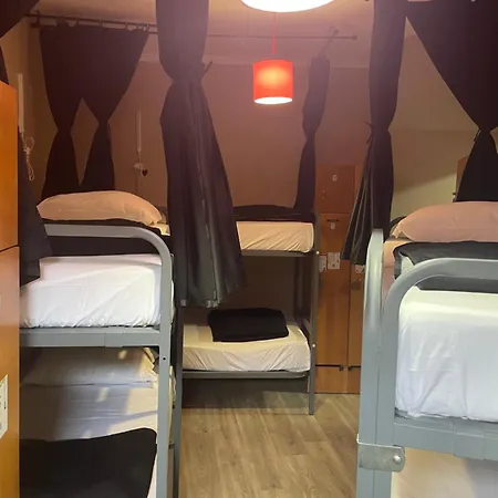 Hostel Aqui Ha Gato Vila Praia de Ancora