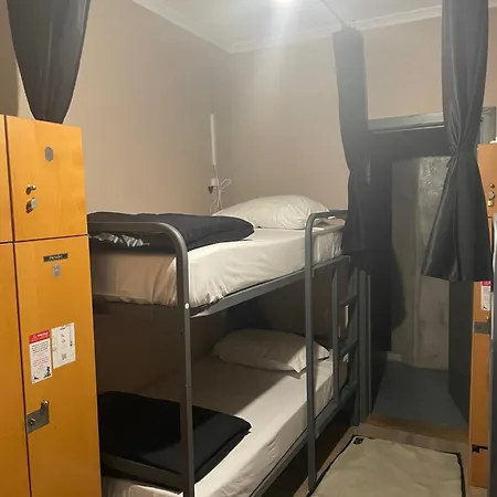 Aqui Ha Gato Hostel Vila Praia de Ancora