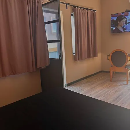 Hostel Aqui Ha Gato *