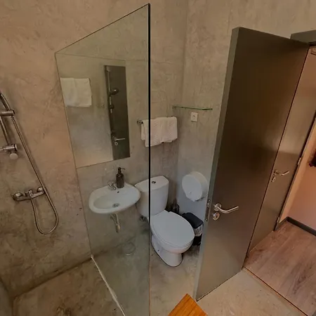 Aqui Ha Gato Хостел